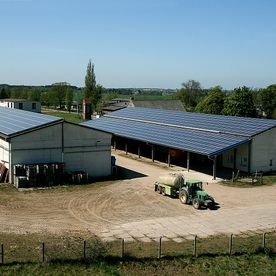 Solaranlagen auf Hallendächern